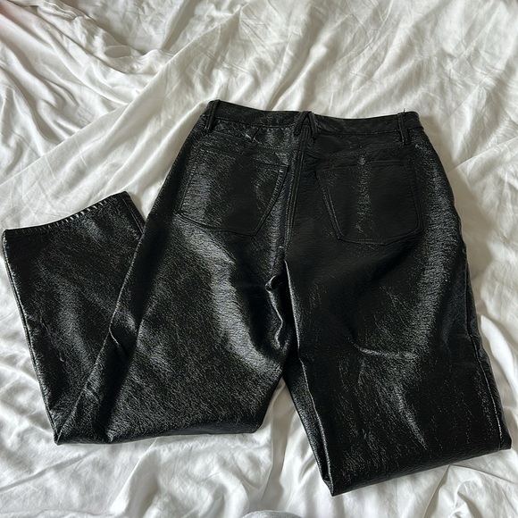 Good American GOOD CLASSIC TEXTURED VINYL PANTS black size 4 - Picture 4 of 6